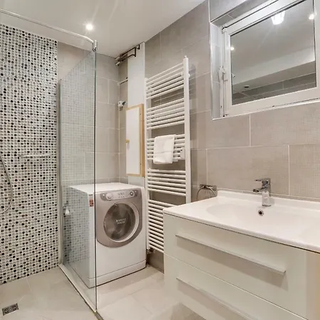 Apartment Spacious 2br In Central Close To Beaches